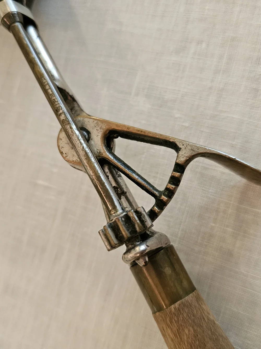 Gilchrist authentic antique